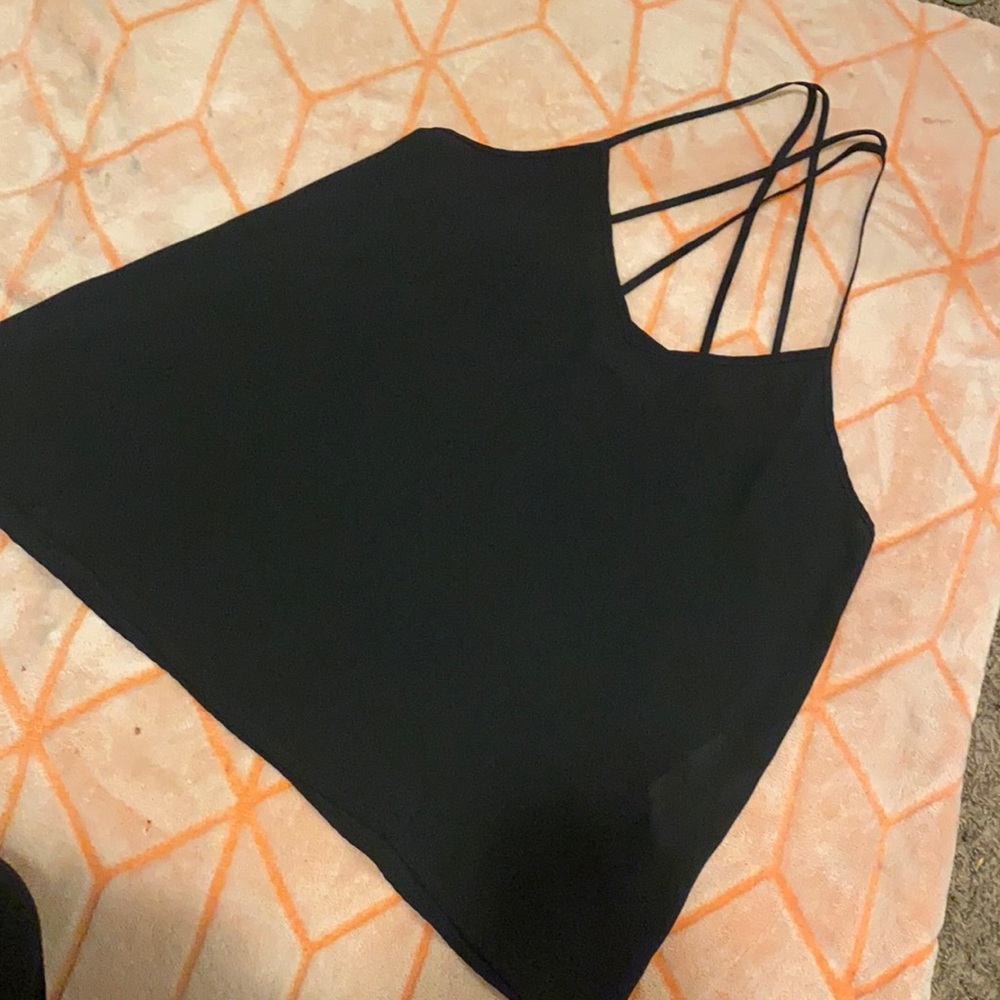 Black top size M